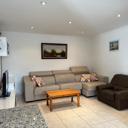 Apartamentos En La Villa Con El Territorio Comun En كاليبي المظهر الخارجي الصورة