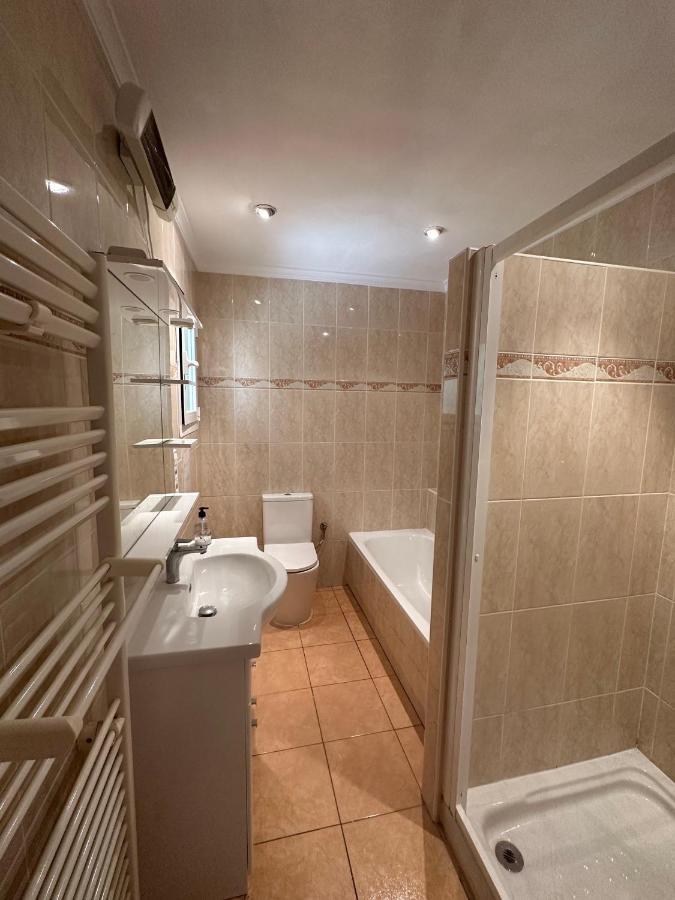 Apartamentos En La Villa Con El Territorio Comun En كاليبي المظهر الخارجي الصورة